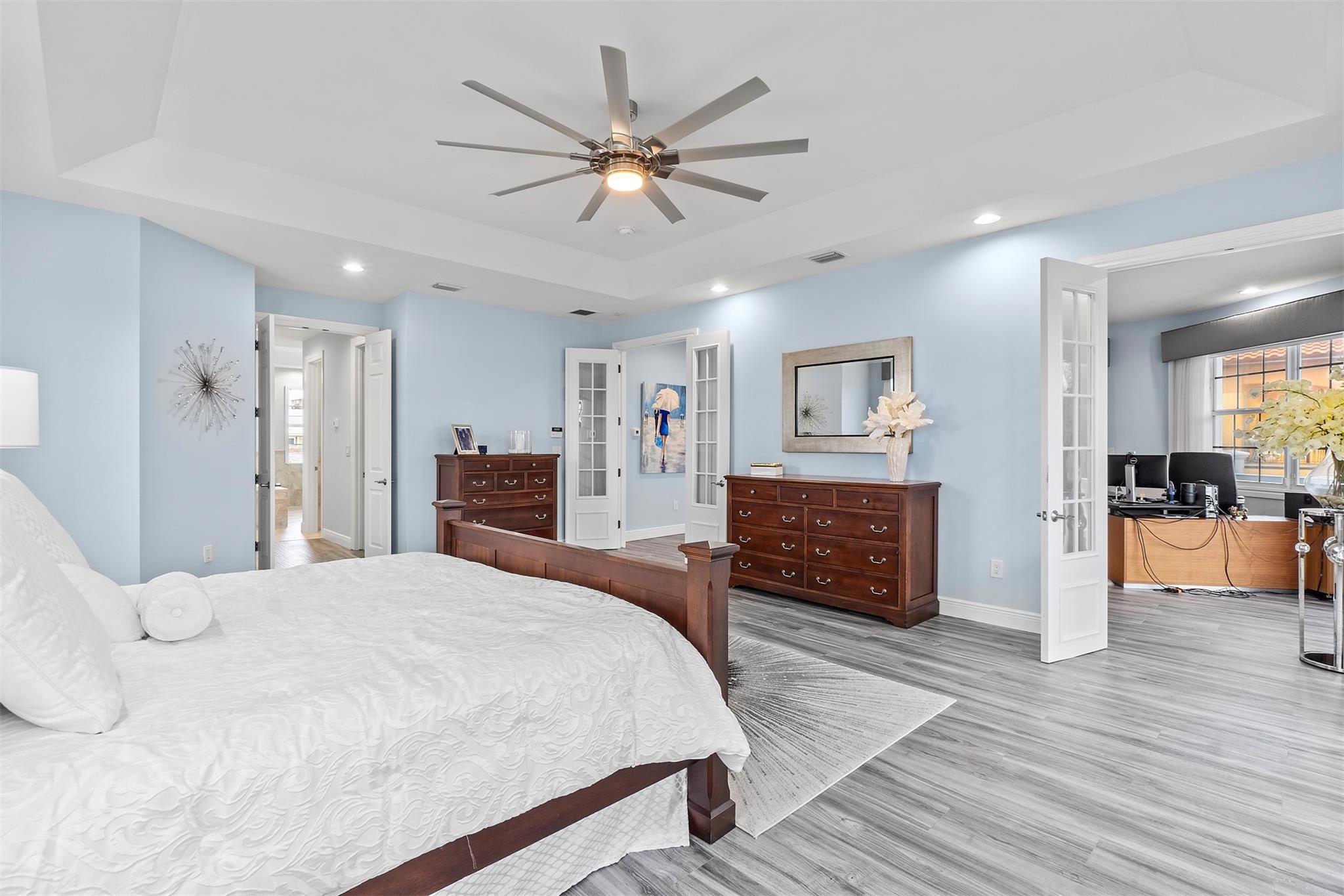 VENETIAN ISLES 3RD SEC - Residential