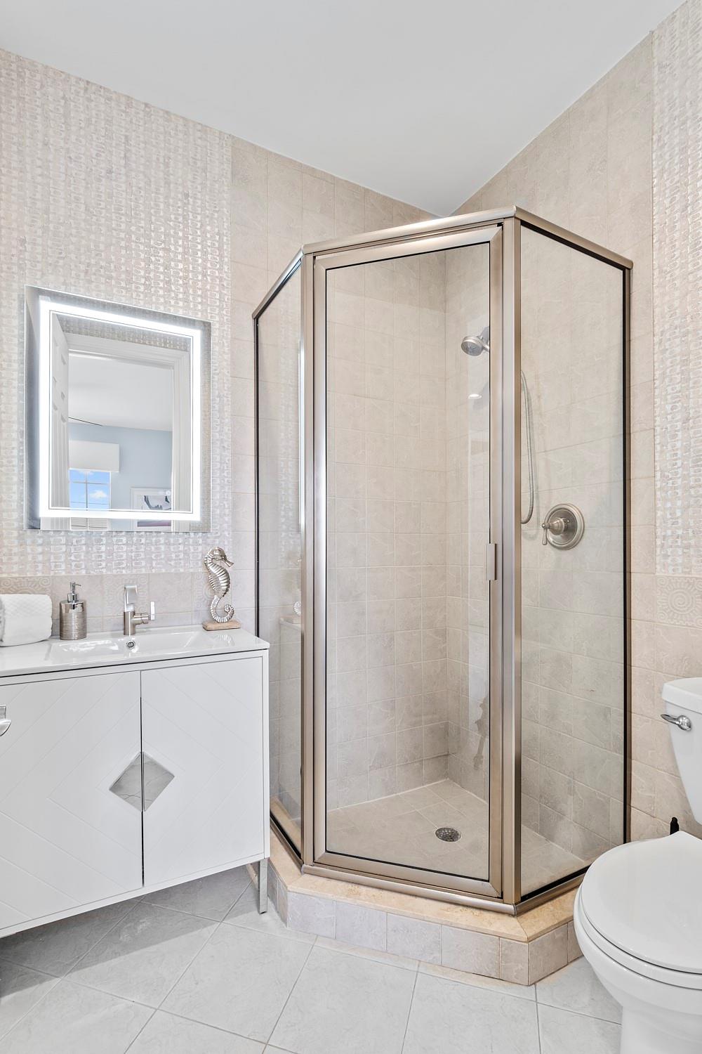 VENETIAN ISLES 3RD SEC - Residential