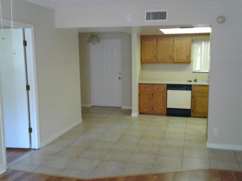 View photos, virtual tours, details... 2323 Linton Ridge Cir D4