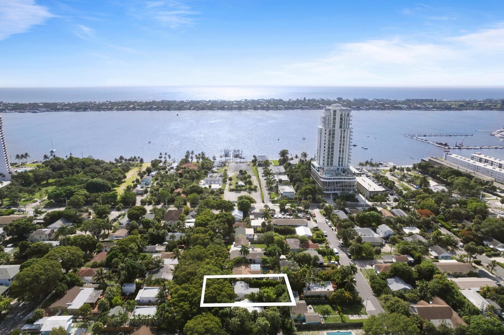 Photo of 426 48TH Street, West Palm Beach, FL 33407 (MLS # B26065686)