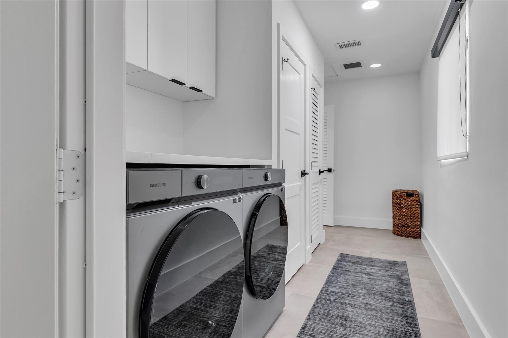 Garden Isles Sec 3 49-30 - Residential Lease