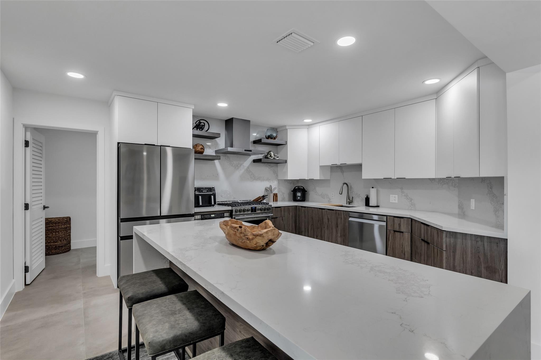 Garden Isles Sec 3 49-30 - Residential Lease