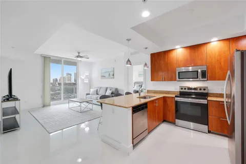 315 NE 3rd Ave Unit 1404, Fort Lauderdale, FL 33301 - MLS#: F10481886