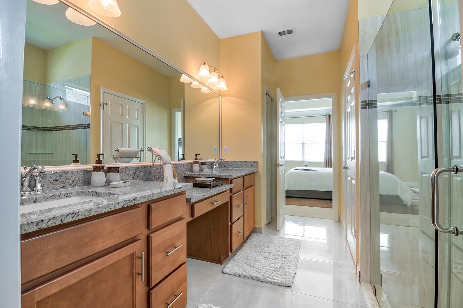 TESORO PRESERVE PLAT NO 5 - Residential Lease