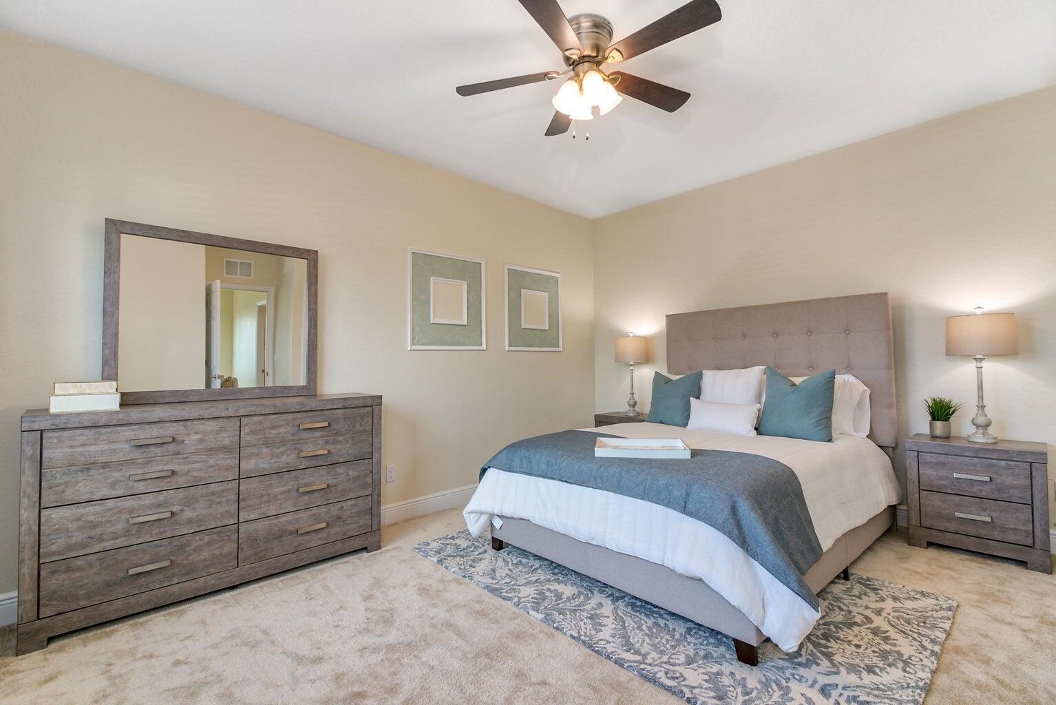 TESORO PRESERVE PLAT NO 5 - Residential Lease