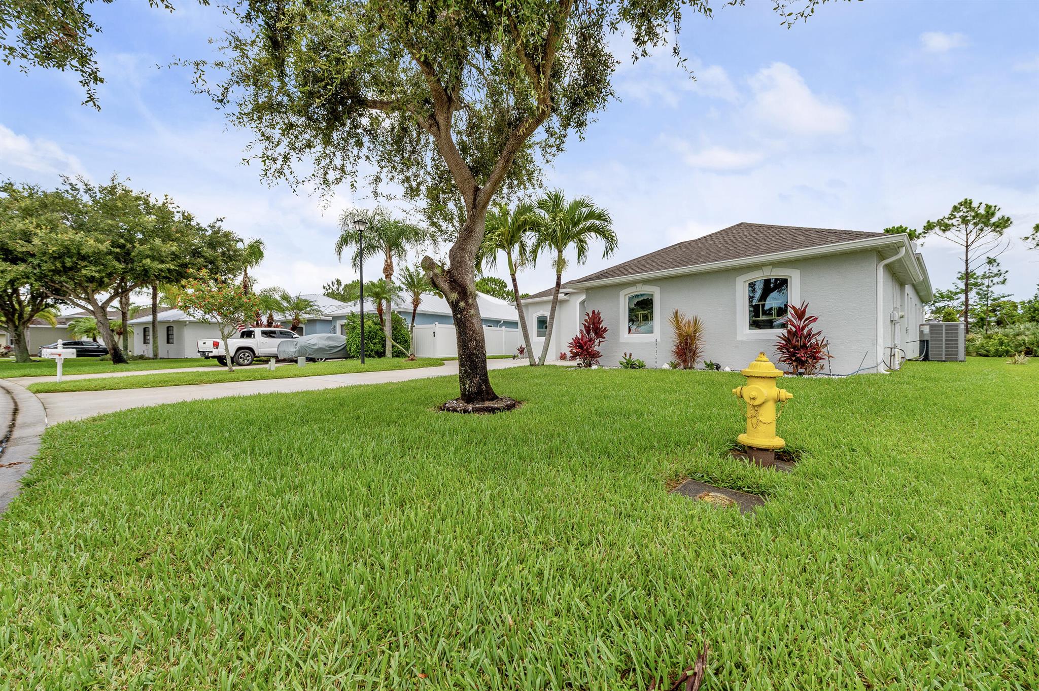479 NW Sunflower Place