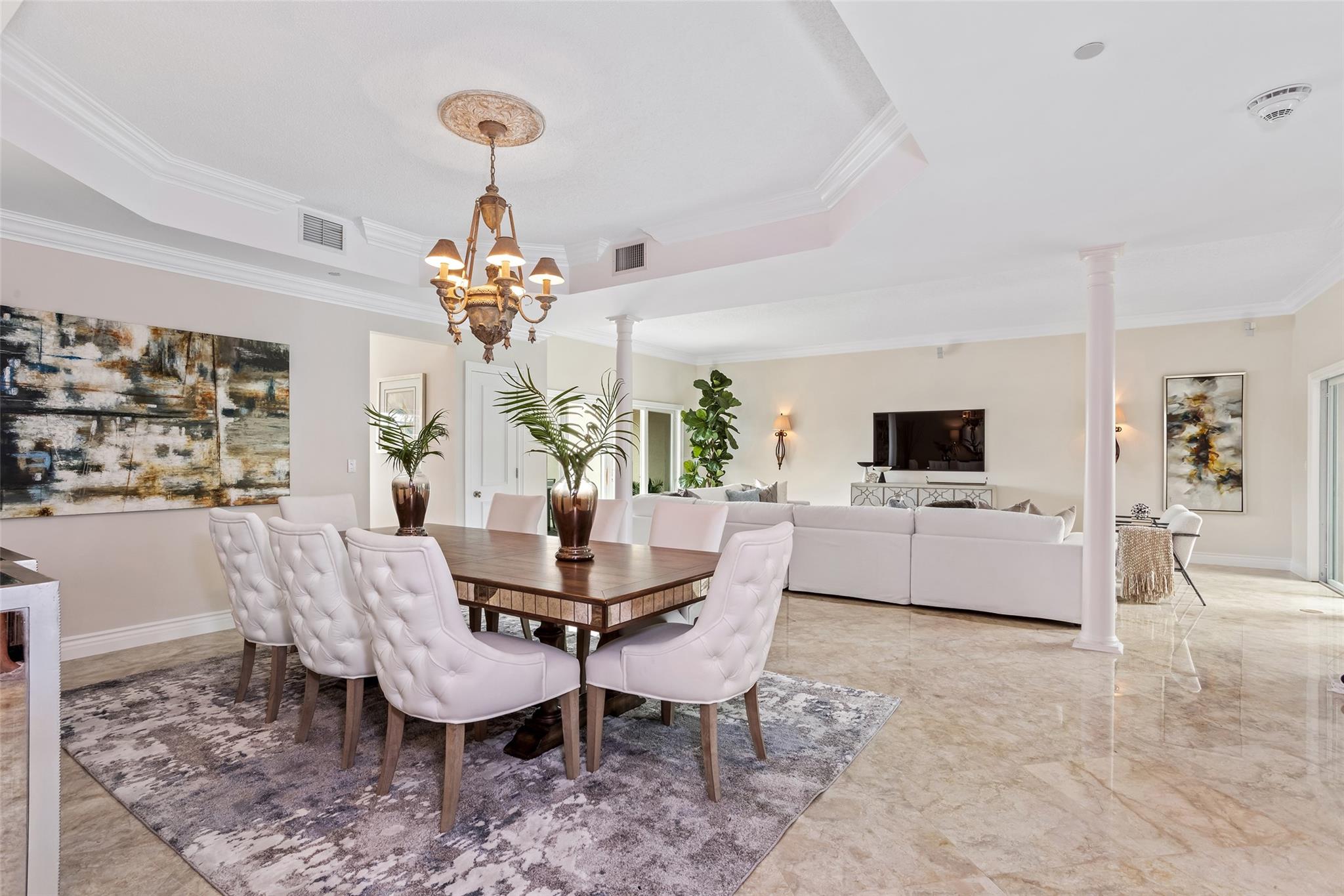 Refelctions of Las Olas - Residential