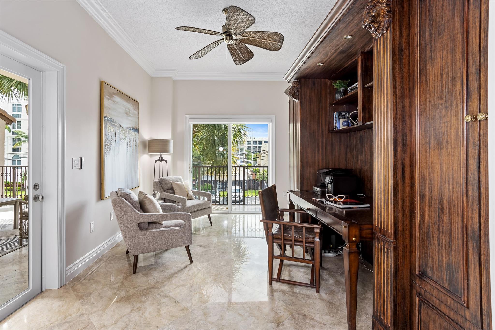 Refelctions of Las Olas - Residential