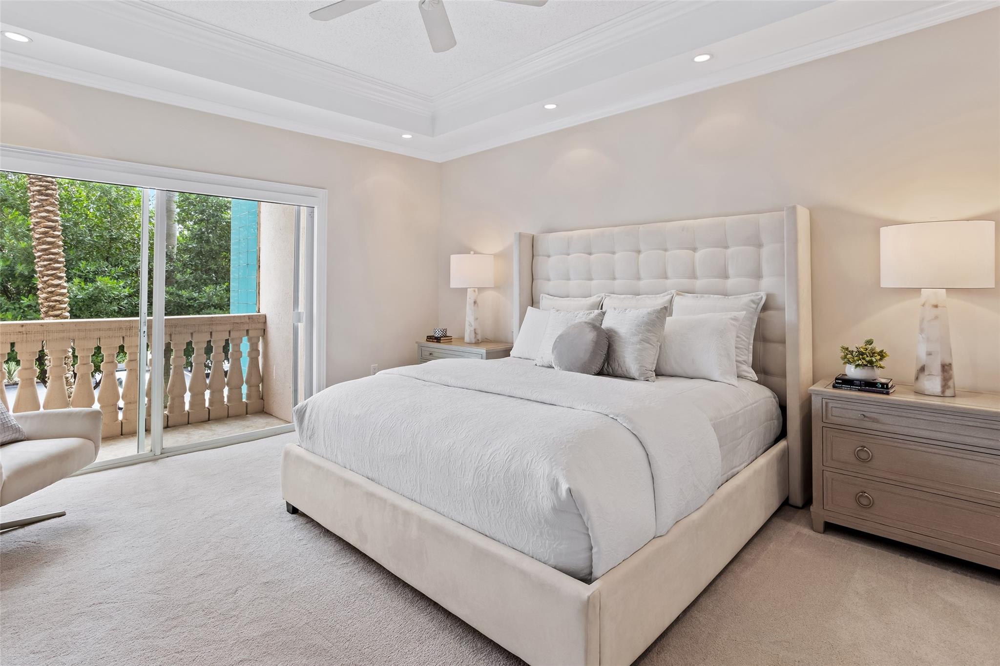 Refelctions of Las Olas - Residential