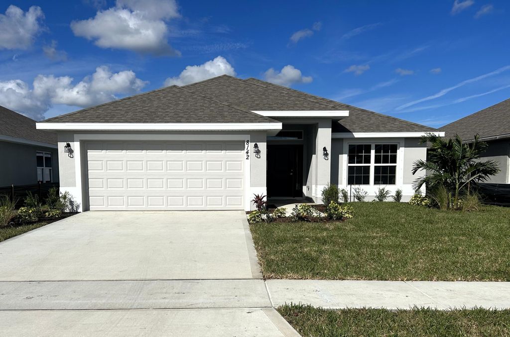 Photo of 8124 Merano Avenue, Fort Pierce, FL 34951 (MLS # R10919571)