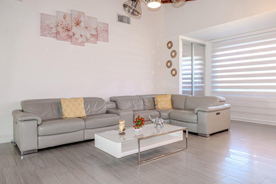 PORT ST LUCIE-SECTION 27 - Residential