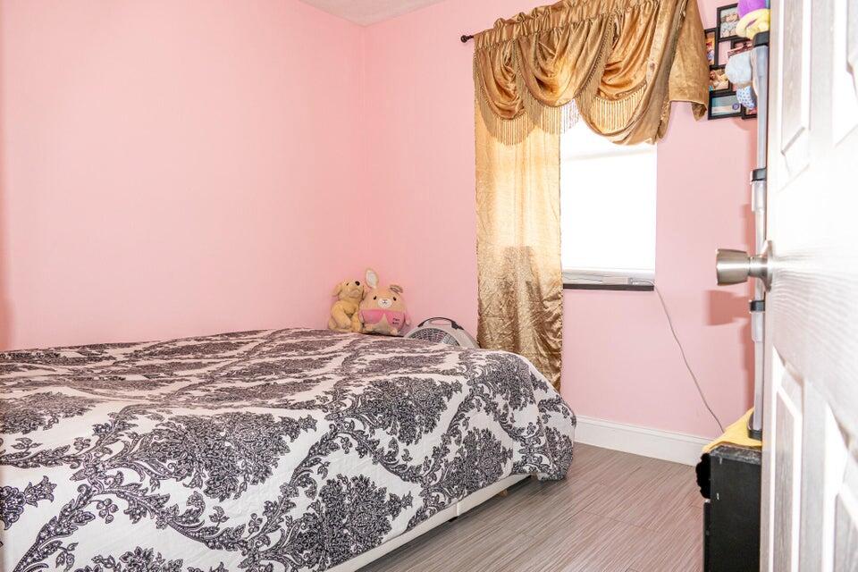 PORT ST LUCIE-SECTION 27 - Residential