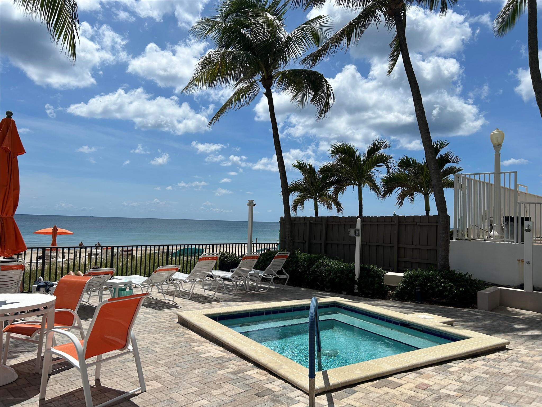 Galt Ocean club - Residential