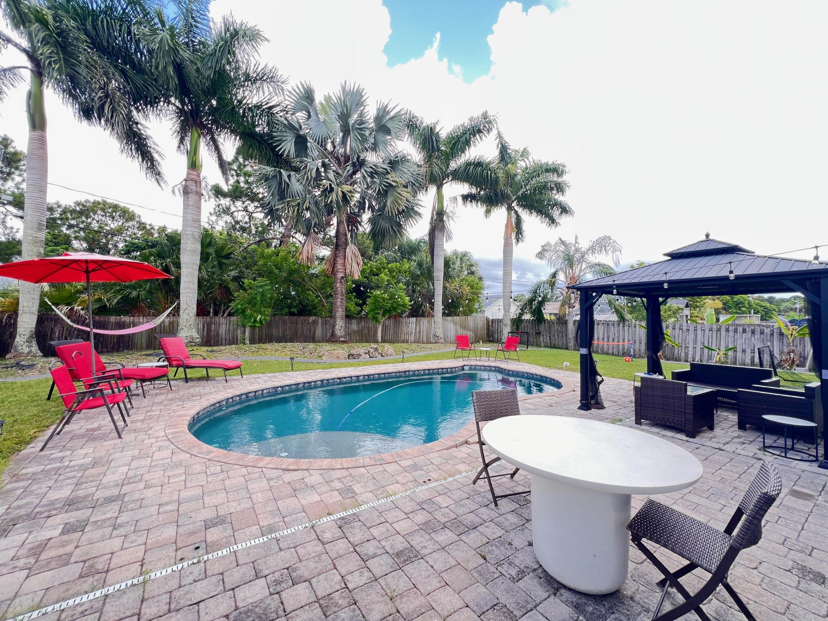 PORT ST LUCIE SECTION 16 - Residential