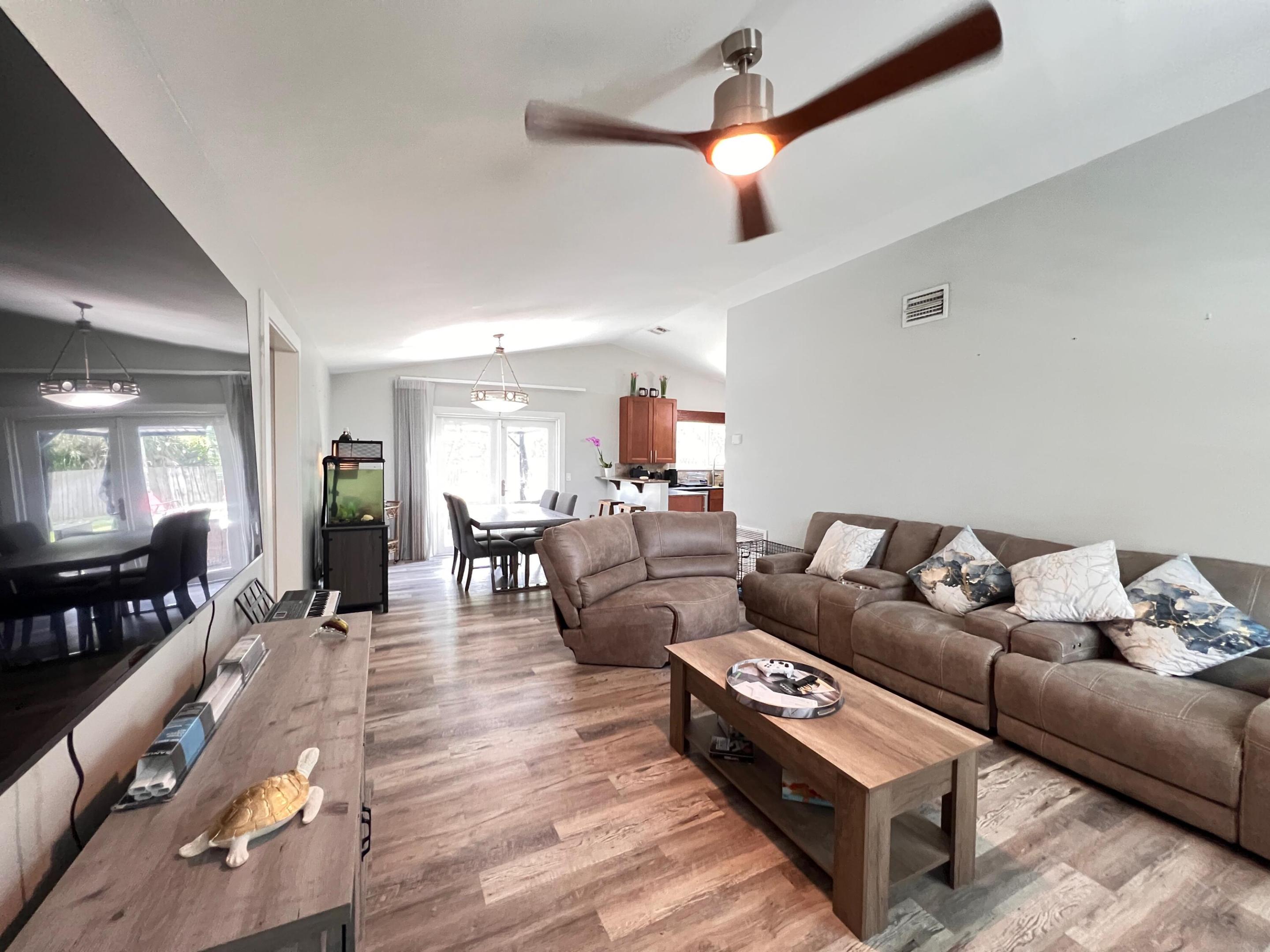 PORT ST LUCIE SECTION 16 - Residential