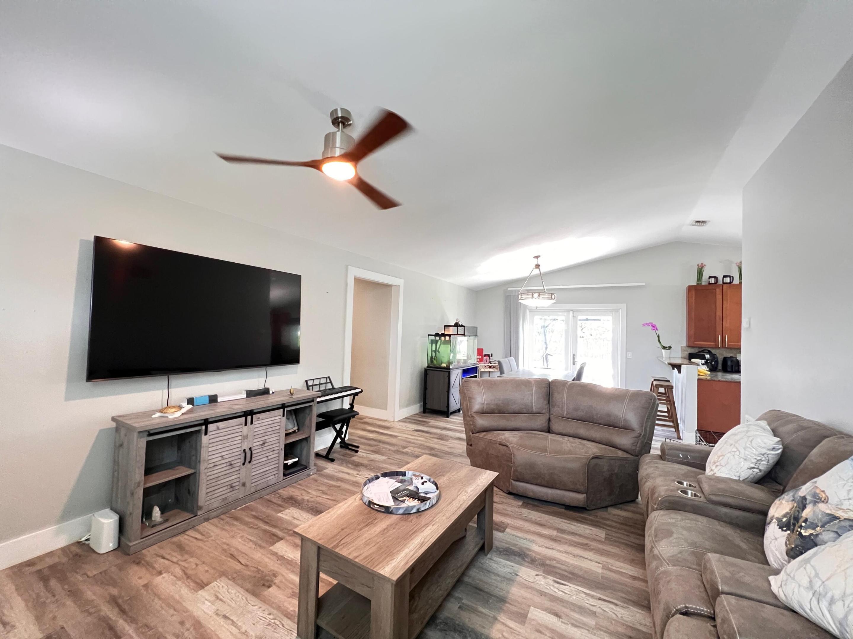 PORT ST LUCIE SECTION 16 - Residential