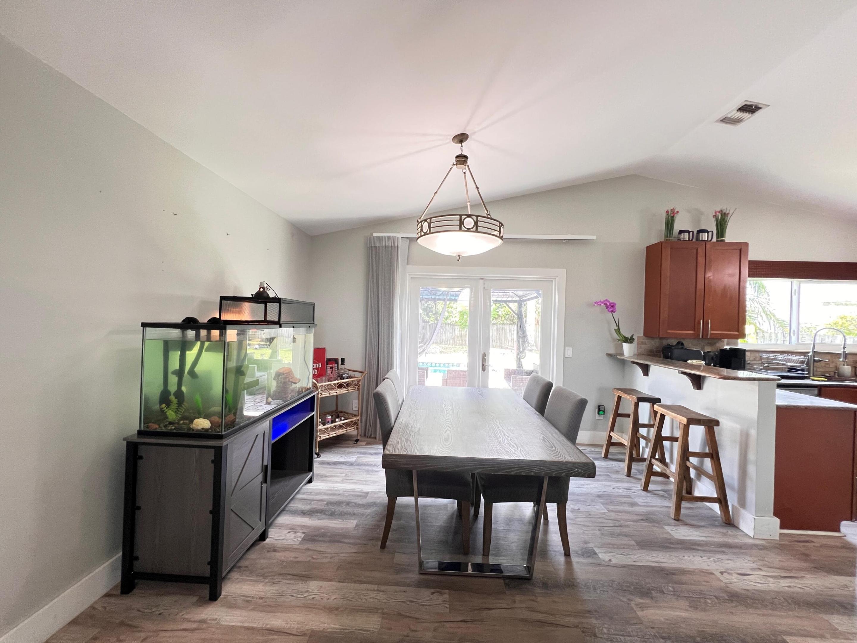 PORT ST LUCIE SECTION 16 - Residential