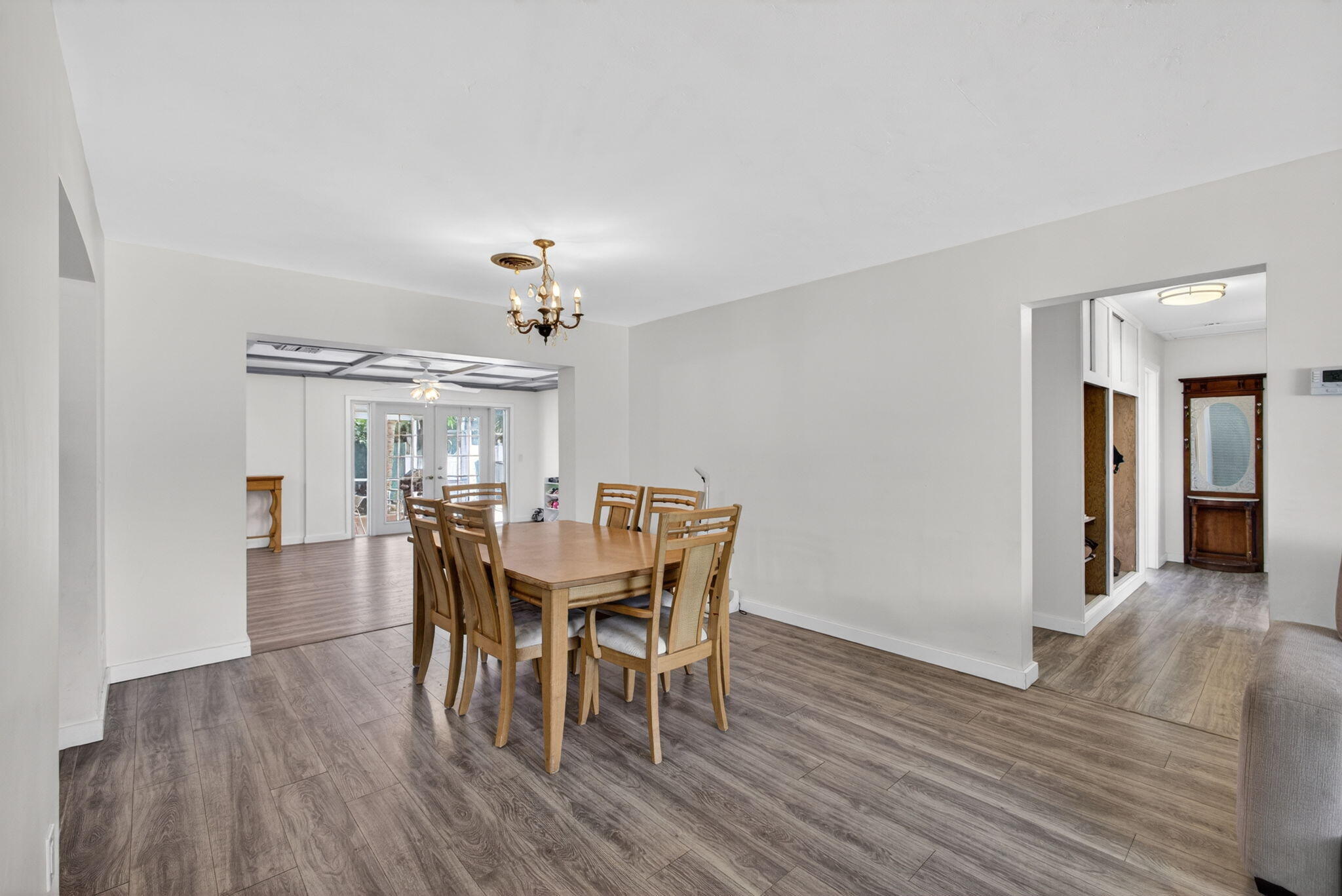 LAKE CLARKE SOUTH - Residential