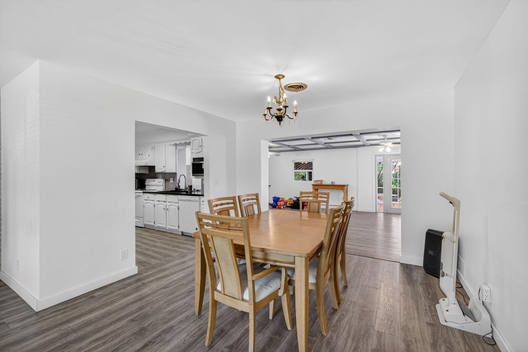 LAKE CLARKE SOUTH - Residential