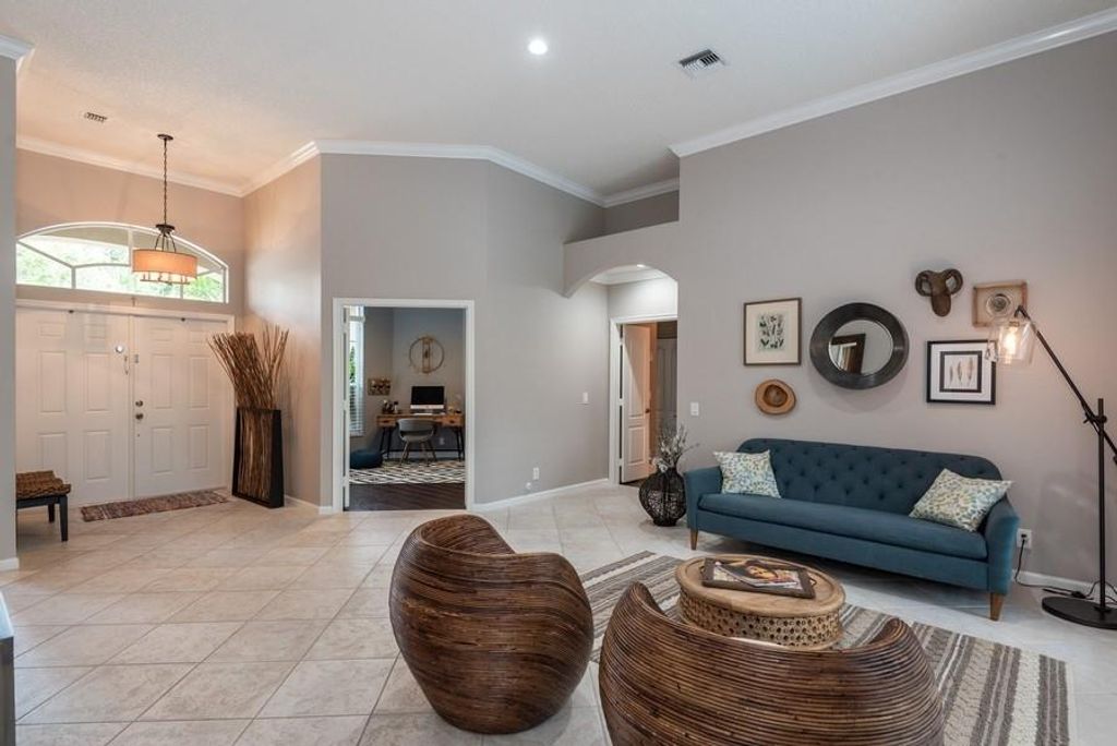 Photo of 3832 Oak Ridge Circle, Weston, FL 33331 (MLS # F10444019)