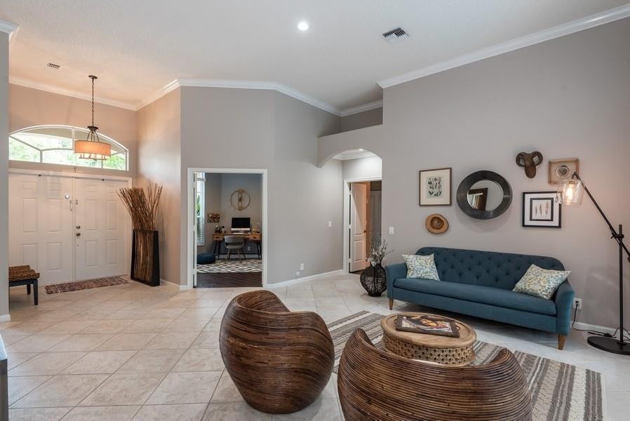 Photo of 3832 Oak Ridge Circle, Weston, FL 33331 (MLS # F10444019)
