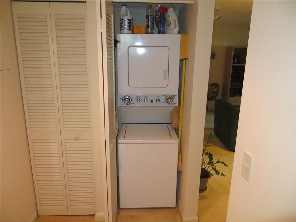 CHATEAU DE VILLE CONDO - Residential