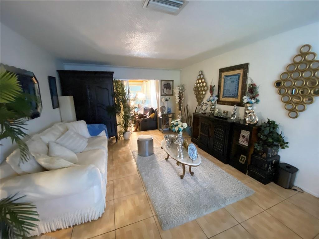 Gold Key Villas West 72-4 - Residential