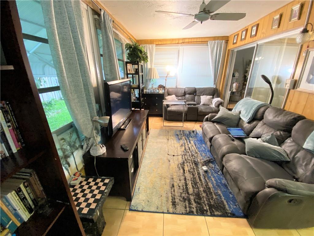 Gold Key Villas West 72-4 - Residential