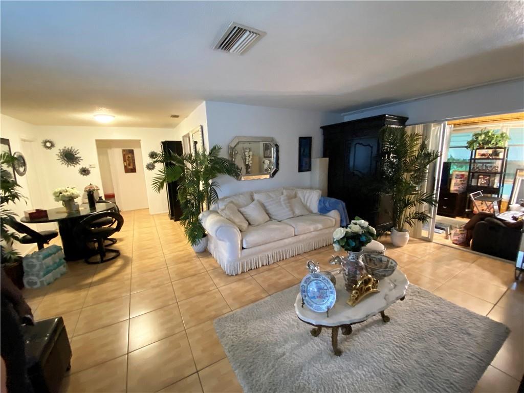 Gold Key Villas West 72-4 - Residential