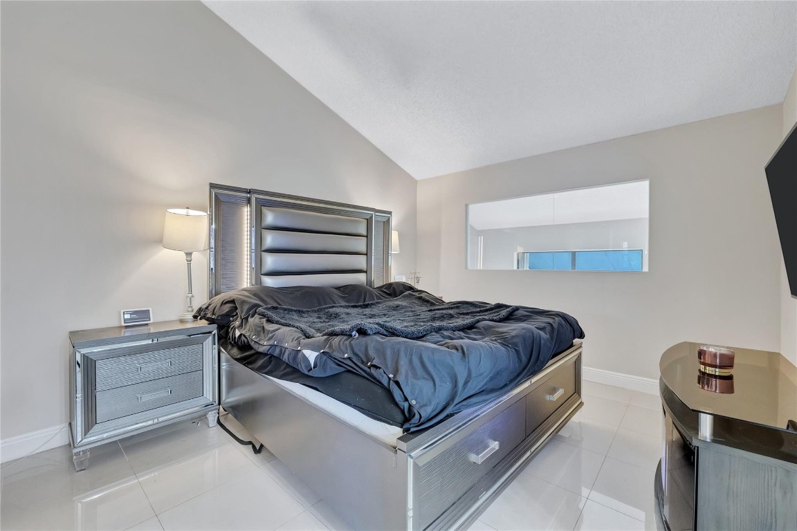 COQUINA LAKES - Residential