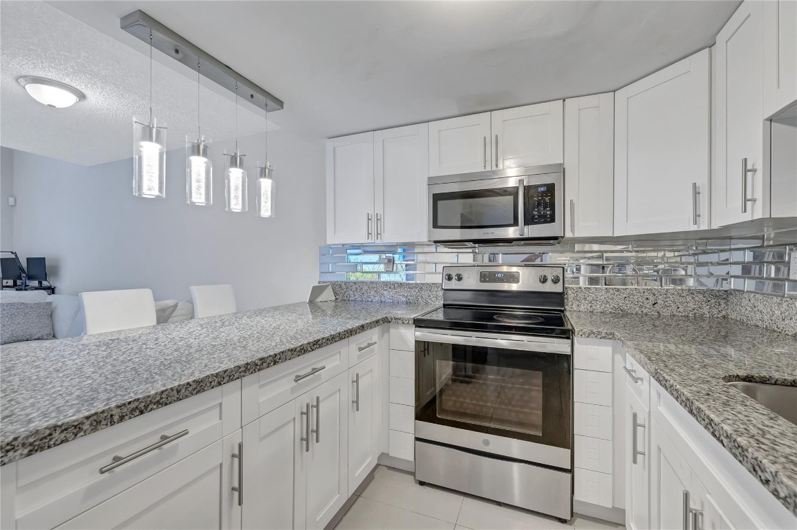 COQUINA LAKES - Residential
