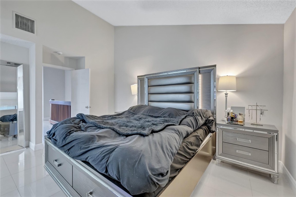COQUINA LAKES - Residential