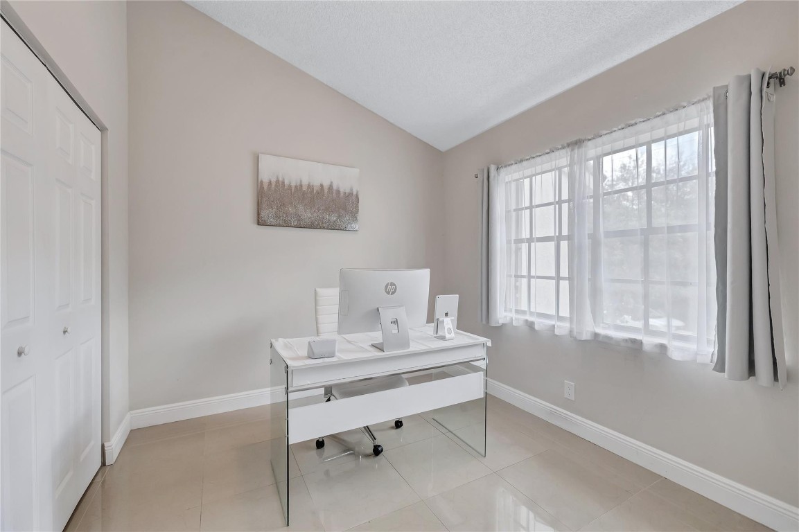 COQUINA LAKES - Residential