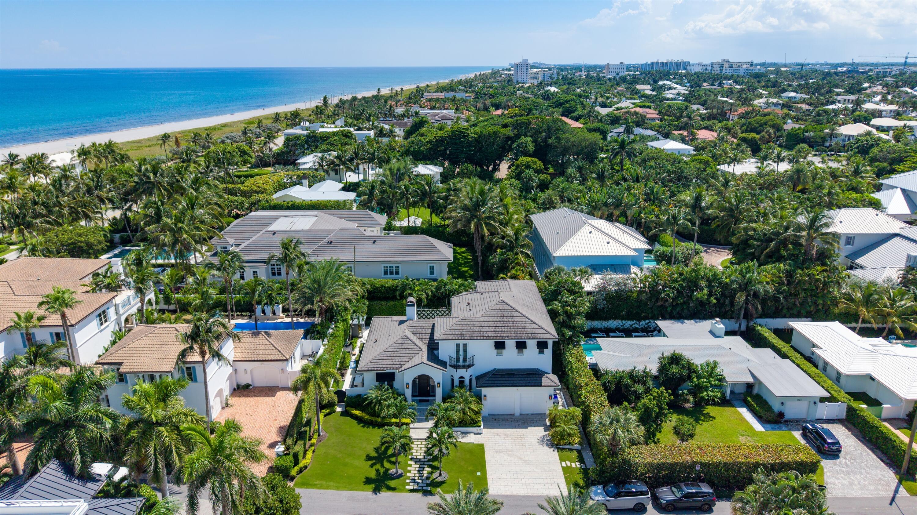 1228 Crestwood Drive, Delray Beach, FL, 33483/$5,995,000 1 1228 Crestwood Drive