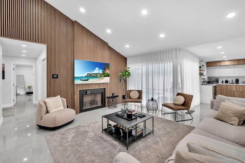 136 Greens Road Hollywood FL 33021