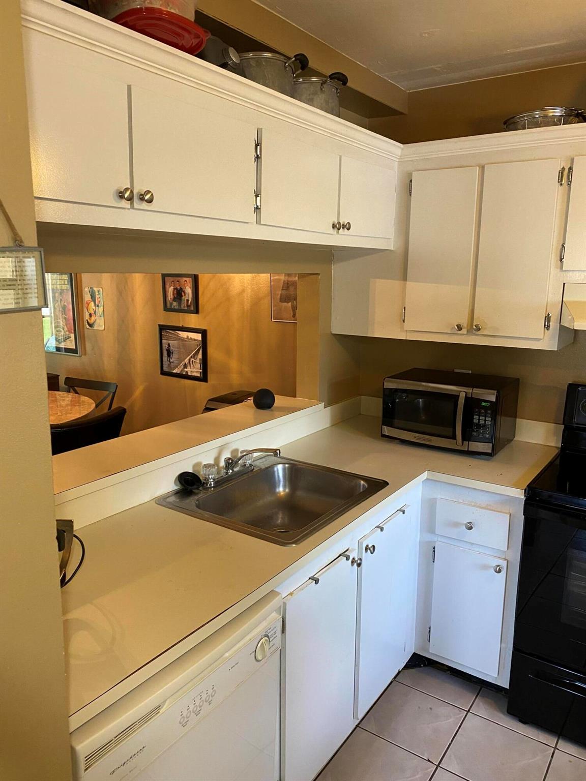 CASA NUEVA CONDO - Residential