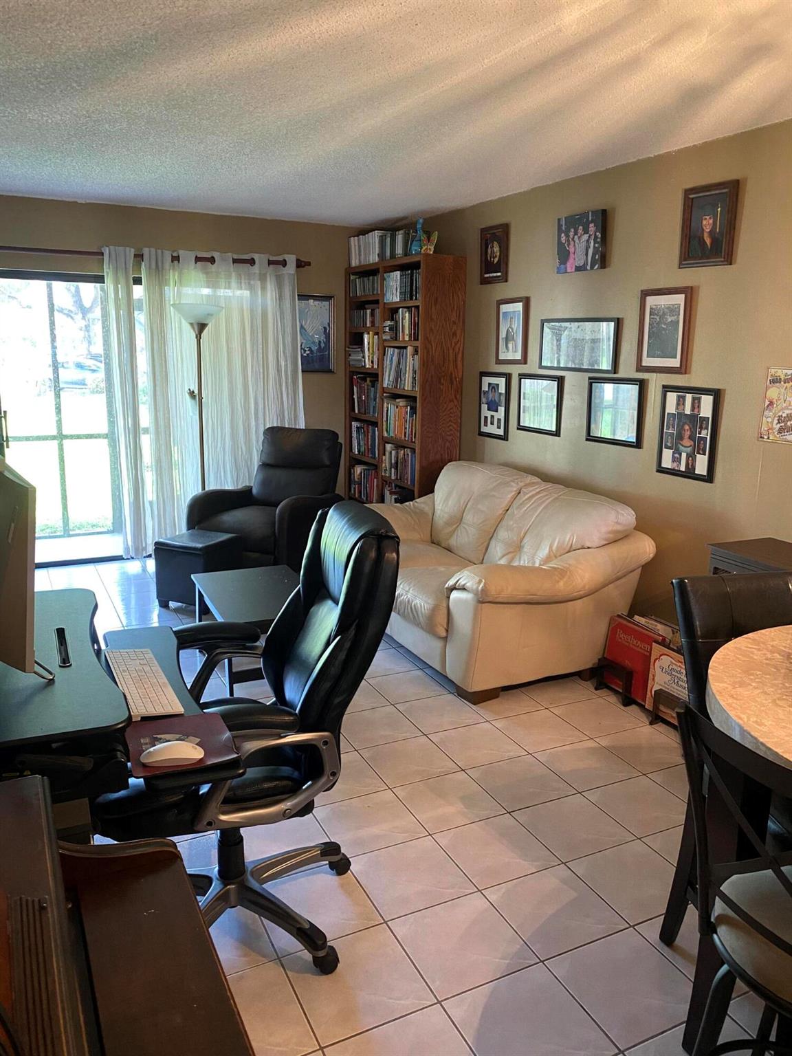 CASA NUEVA CONDO - Residential