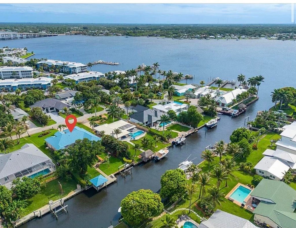 Photo of 512 SW South Carolina Drive, Stuart, FL 34994 (MLS # B26059283)