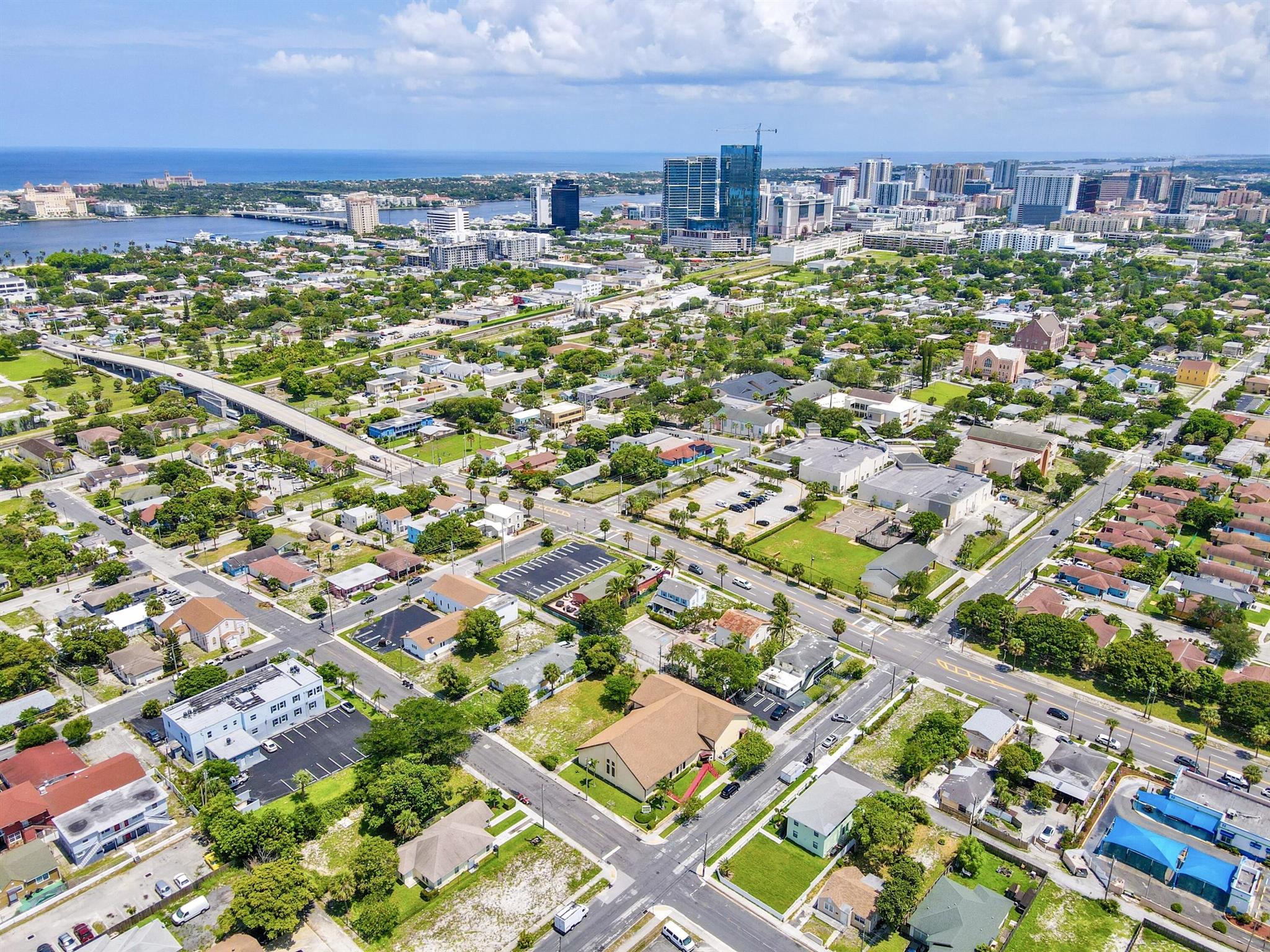 FRESHWATER 11TH & 12TH AV - Residential Lease