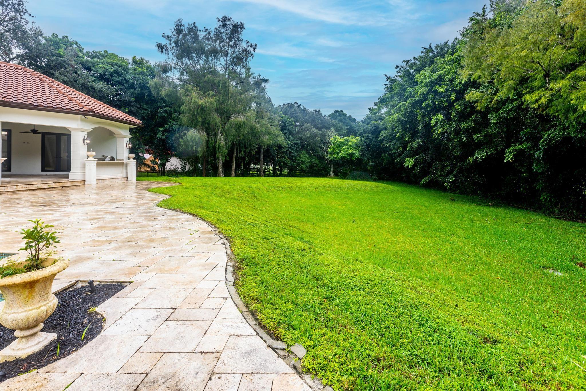 The Tree Bearers Plantati - Residential