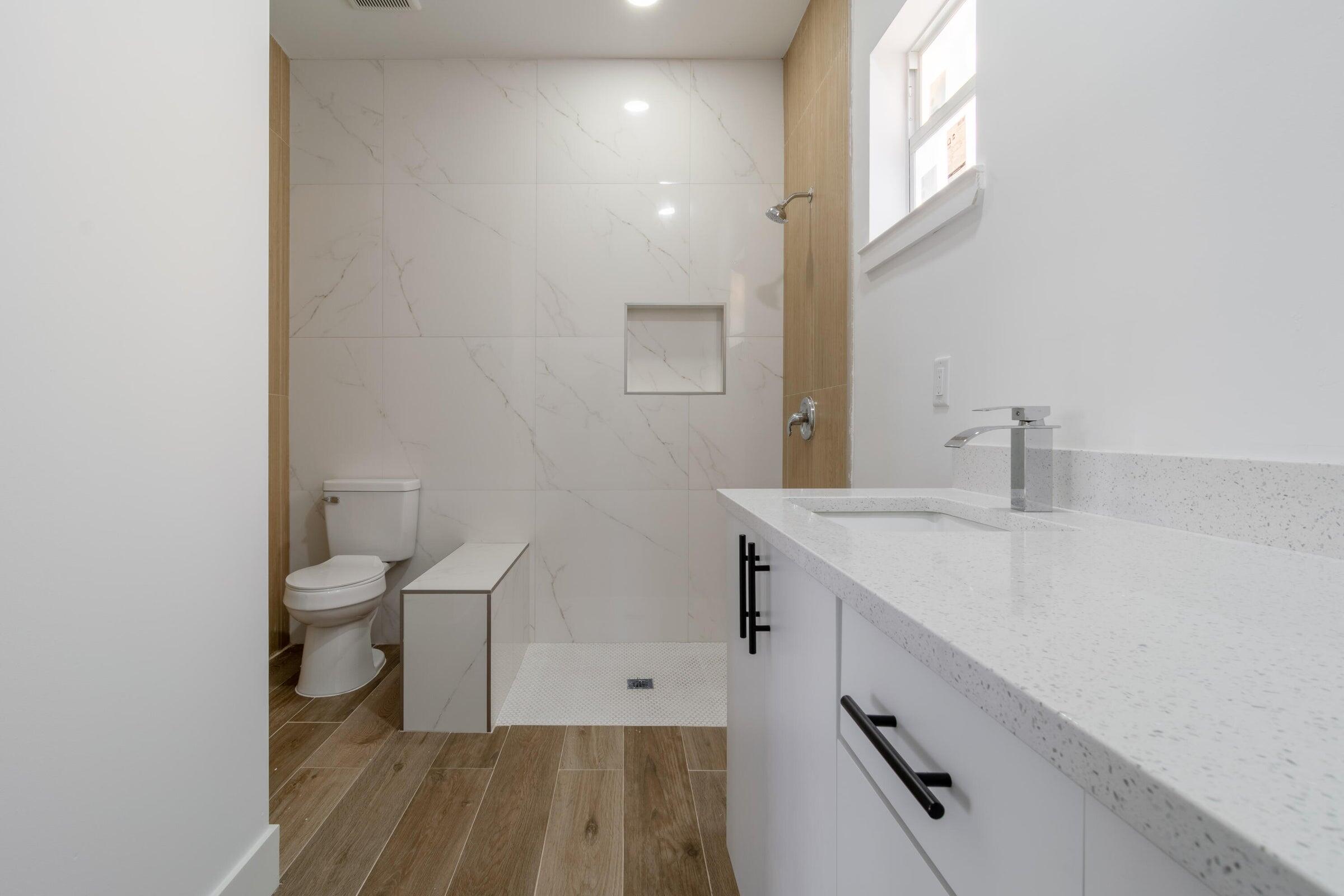 PCH 082 4451 0022 - Residential Lease