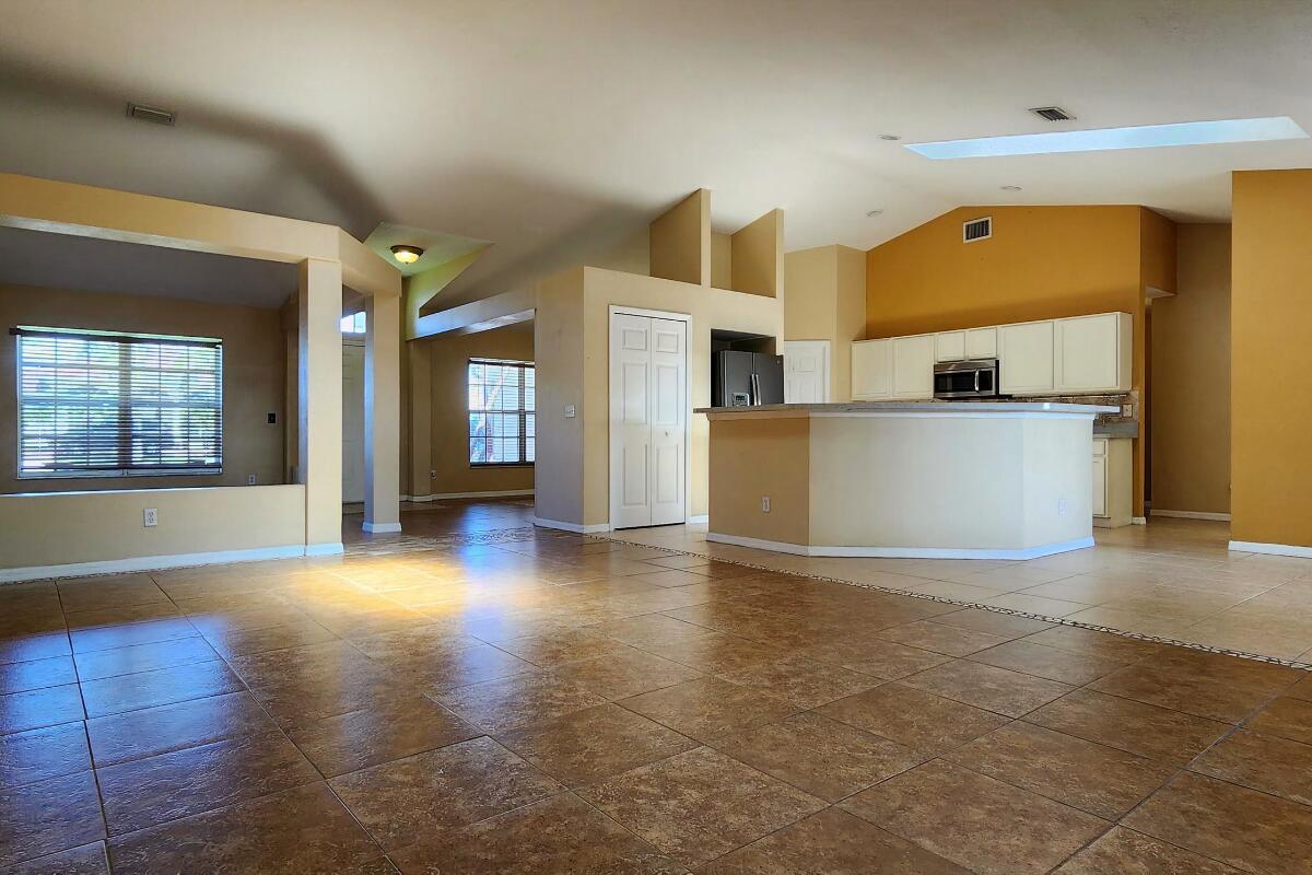 PORT ST LUCIE SECTION 7 - Residential