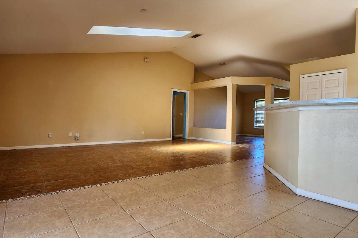 PORT ST LUCIE SECTION 7 - Residential