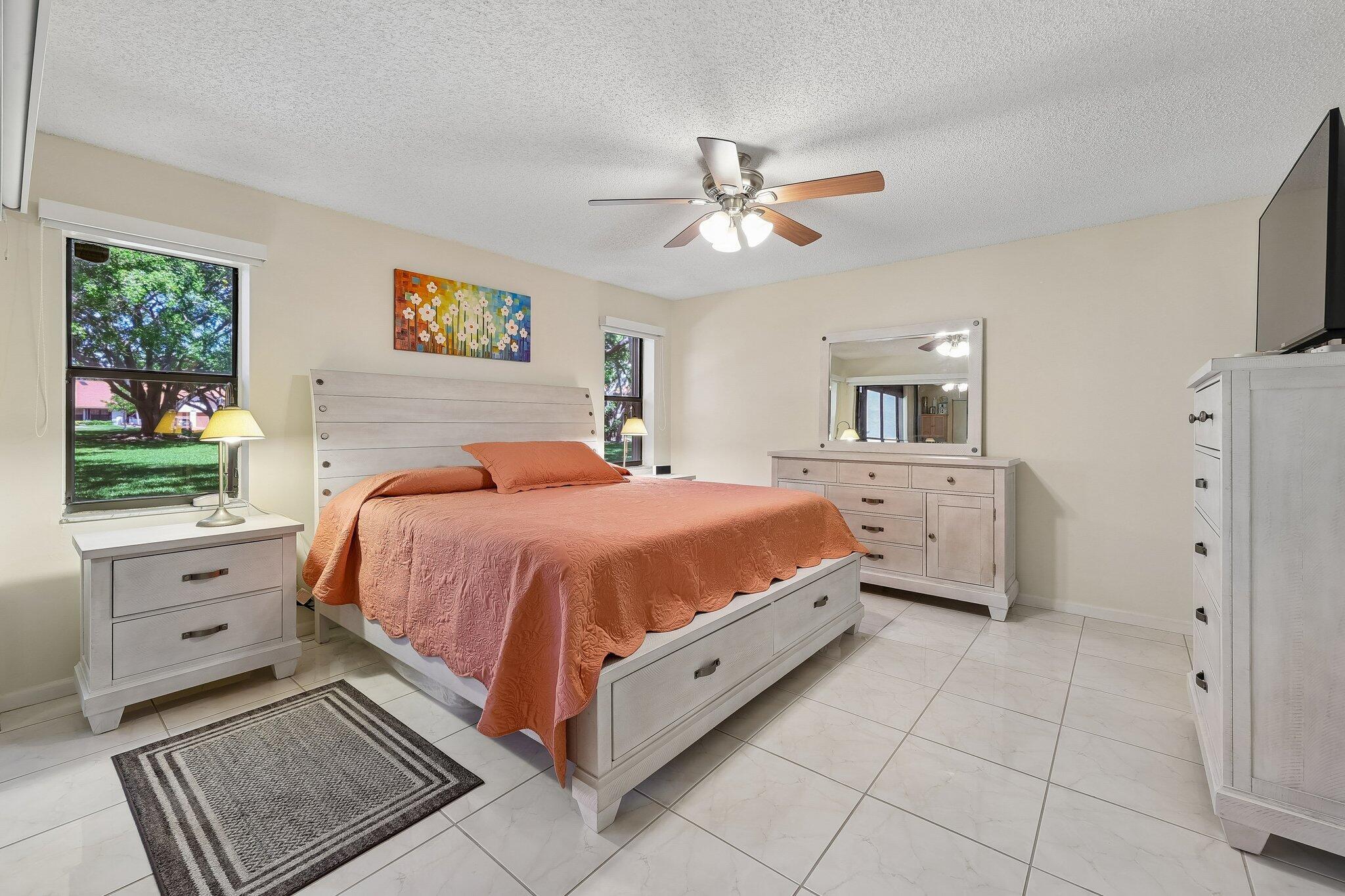 SUN VALLEY EAST - Residential