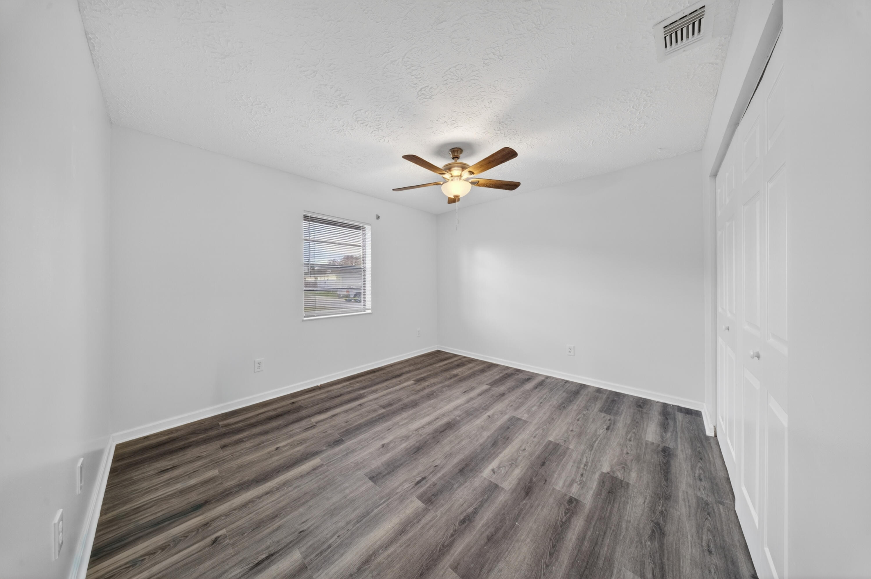 PORT ST LUCIE SECTION 1 - Residential