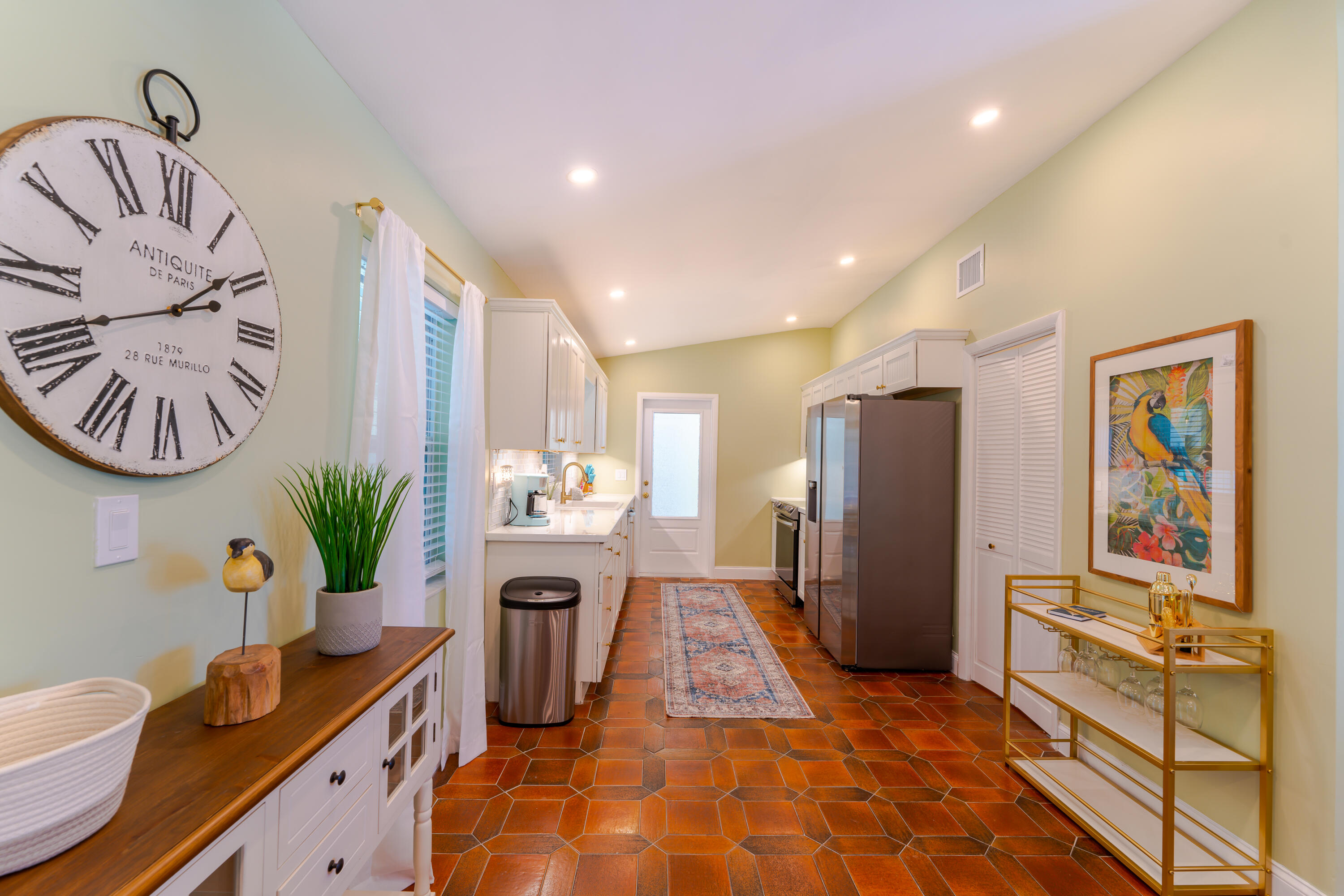 PINEWOOD HEIGHTS - Residential