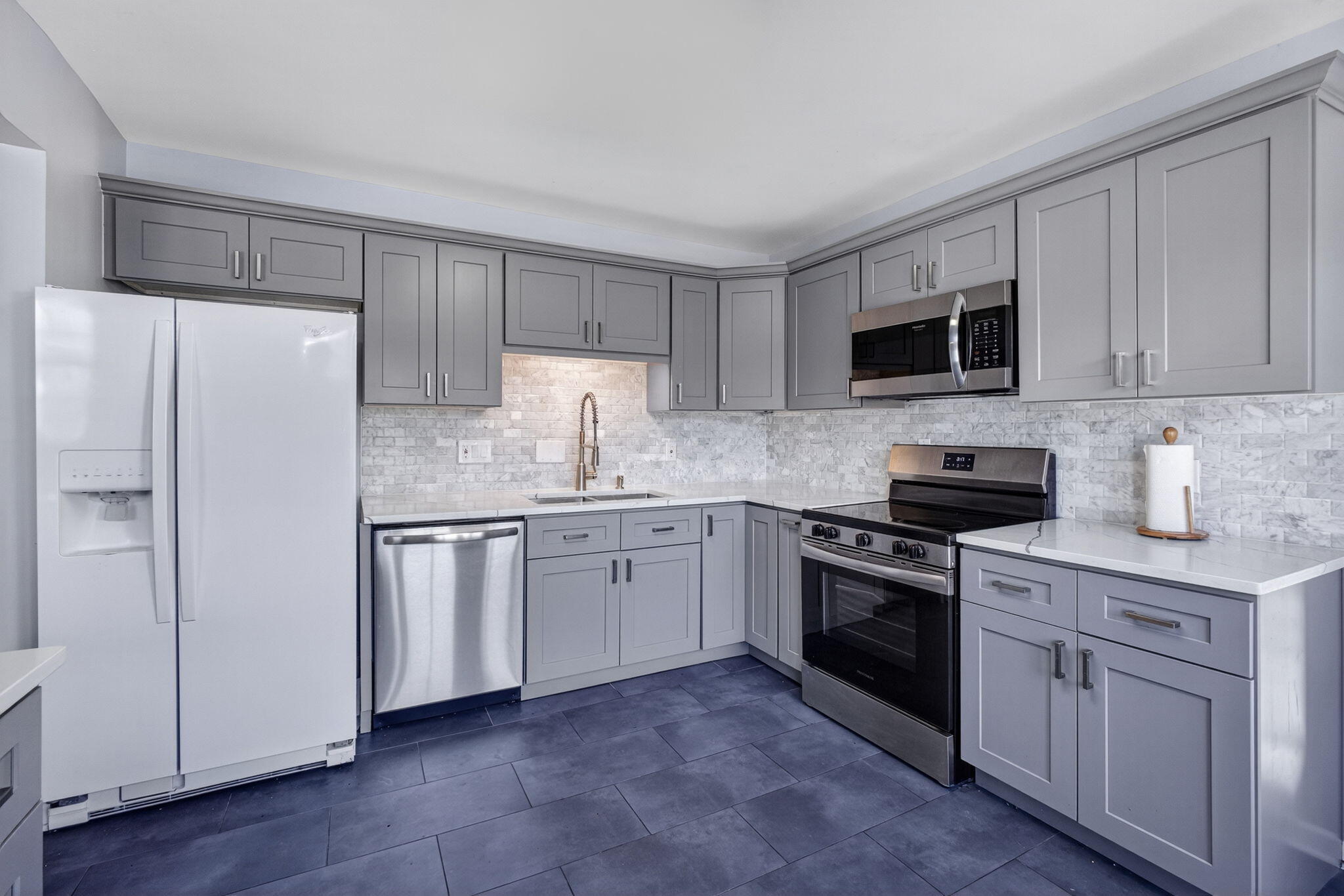 SURFSIDE UNIT 2 - Residential Lease