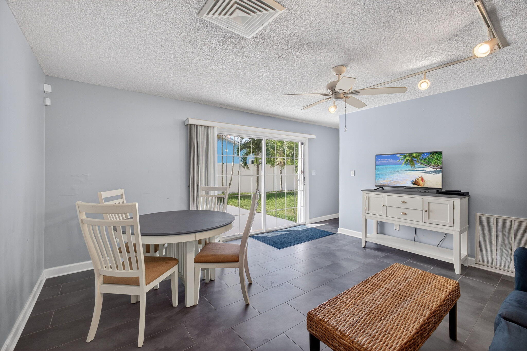 SURFSIDE UNIT 2 - Residential Lease