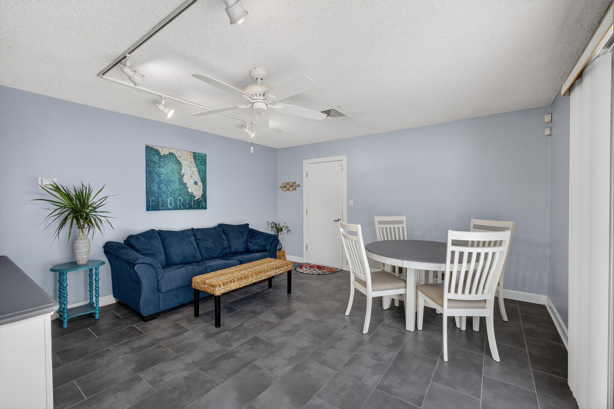 SURFSIDE UNIT 2 - Residential Lease