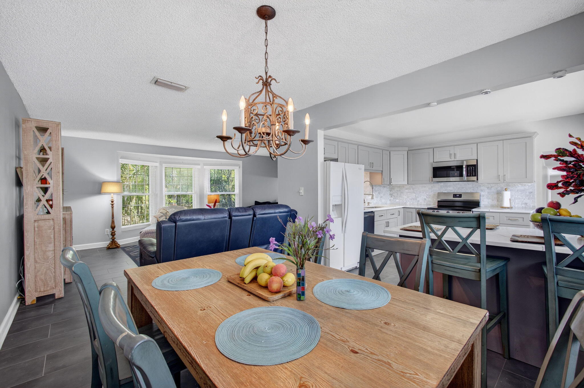 SURFSIDE UNIT 2 - Residential Lease